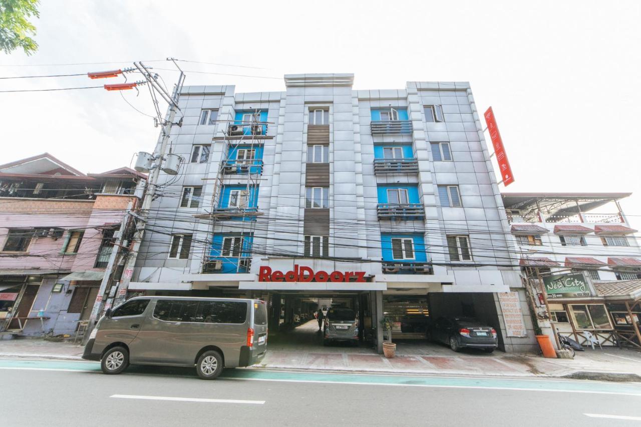 Reddoorz Plus Near Quezon City Circle 호텔 마닐라 외부 사진